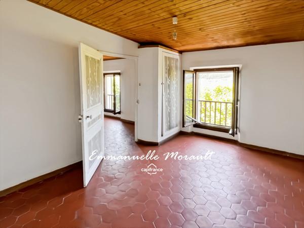 Maison de village à vendre 4 pièces BAGNOLS EN FORET (83)