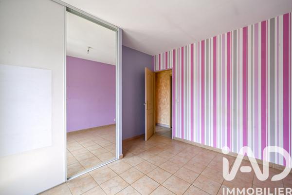Maison à vendre 6 pièces 163 m² Cuges-les-Pins