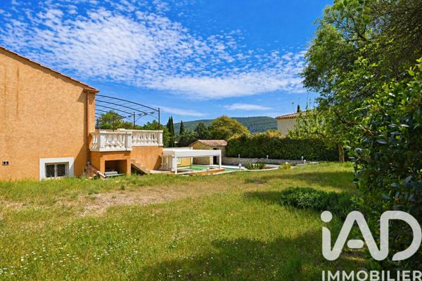 Maison à vendre 6 pièces 163 m² Cuges-les-Pins