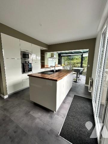 MAISON AVEC VUE IMPRENABLE SUR LA CATHEDRALE DE COUTANCES