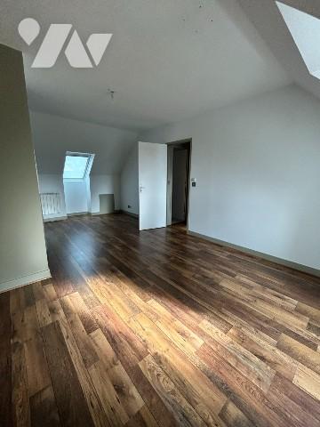 MAISON AVEC VUE IMPRENABLE SUR LA CATHEDRALE DE COUTANCES