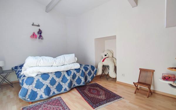 Maison à vendre    7 pièces •  Alès