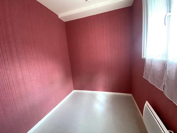 A LOUER APPARTEMENT CENTRE VILLE DE ST QUENTIN 02100