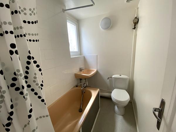 A LOUER APPARTEMENT CENTRE VILLE DE ST QUENTIN 02100