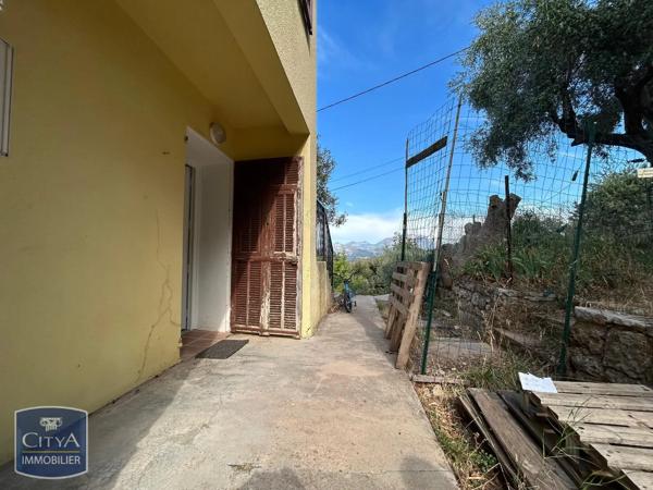 Appartement à louer 2 pièces 39.31m² Castagniers (06670)