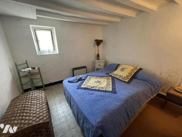 Maison de bourg de 65m² avec 2nd batiment indépendant : garage et grenier sur MONCE EN SAOSNOIS