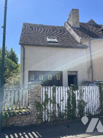 Maison de bourg de 65m² avec 2nd batiment indépendant : garage et grenier sur MONCE EN SAOSNOIS
