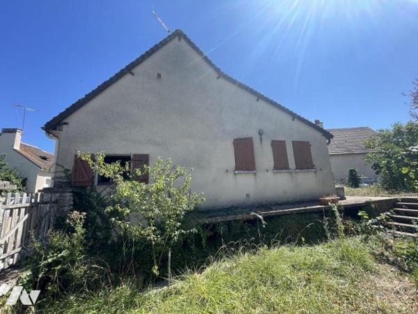 Maison de bourg de 65m² avec 2nd batiment indépendant : garage et grenier sur MONCE EN SAOSNOIS