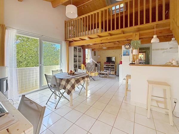 Villa T2 au calme sans vis à vis avec 3 500 m2 terrain !