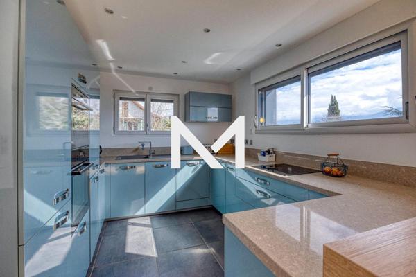MAISON FAMILLIALE AVEC PISCINE | Premium Immobilier
