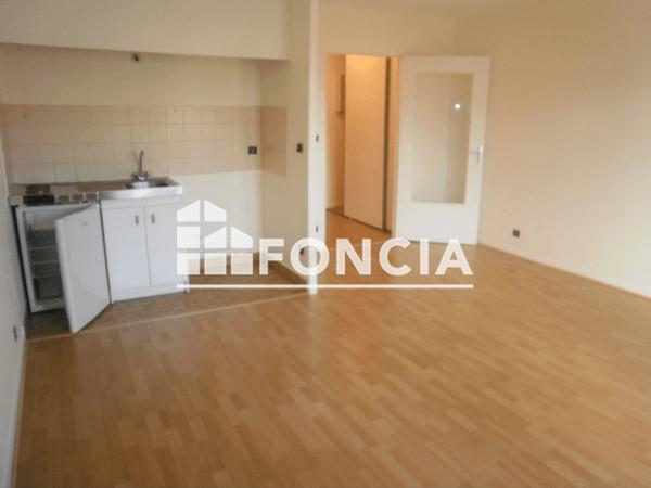 Location Studio 31.1 m² - 19 AVENUE DE PARIS Orleans 45000