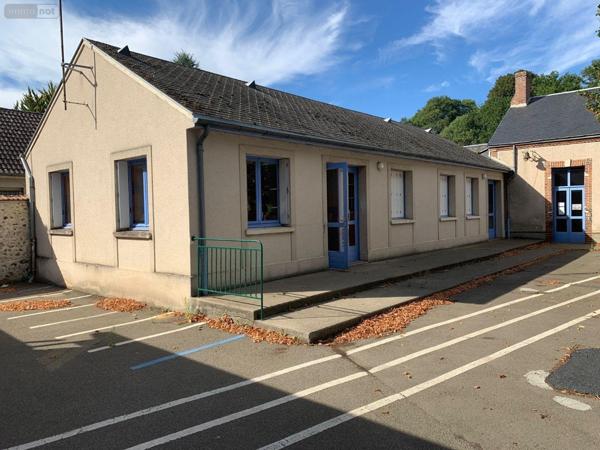 Immeuble à vendre à Saint-Hilaire-sur-Yerre dans l'Eure-et-Loir (28220), ref : RCA/517   
Campagne