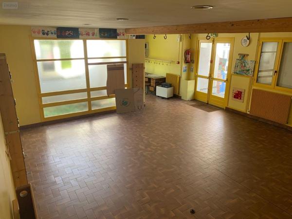 Immeuble à vendre à Saint-Hilaire-sur-Yerre dans l'Eure-et-Loir (28220), ref : RCA/517   
Campagne