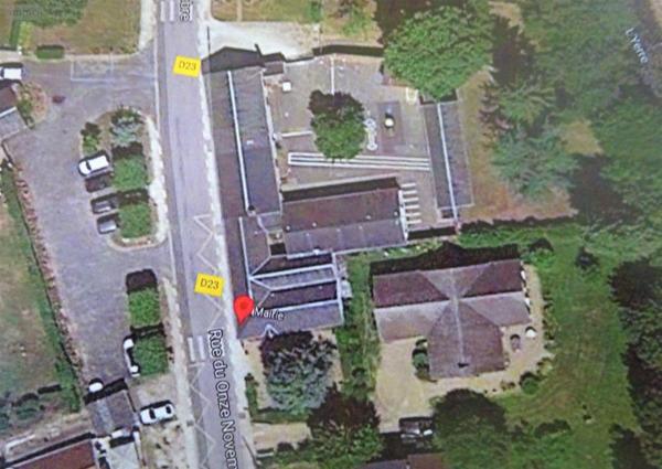 Immeuble à vendre à Saint-Hilaire-sur-Yerre dans l'Eure-et-Loir (28220), ref : RCA/517   
Campagne