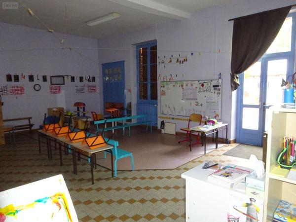 Immeuble à vendre à Saint-Hilaire-sur-Yerre dans l'Eure-et-Loir (28220), ref : RCA/517   
Campagne