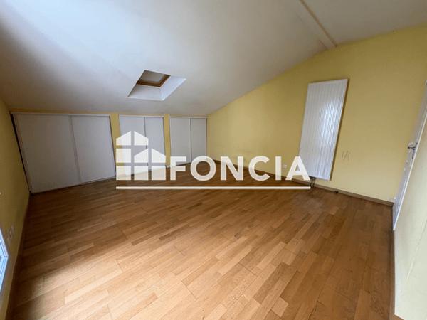 Location Appartement 5 pièces 154.32 m² - Bourg En Bresse 01000