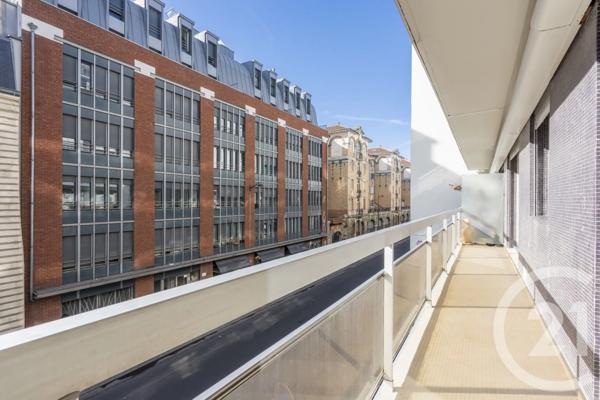 Appartement T2 à vendre  2 pièces - 52 m 2   PARIS  - 75011
