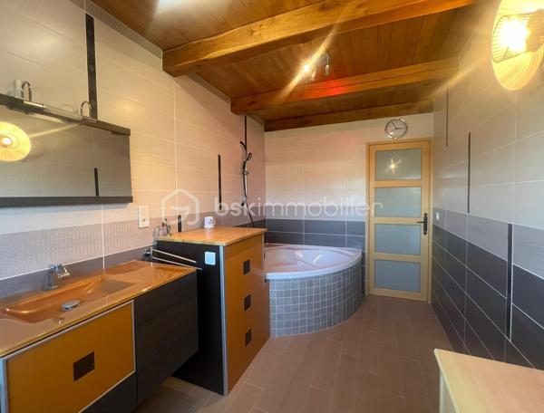 Maison ancienne de 190 m²