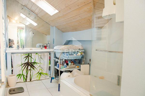 Appartement Cluses 3 pièces 98 m2