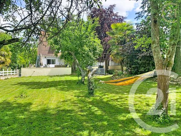 Maison à vendre  8 pièces - 177 m 2   PERTHES  - 77