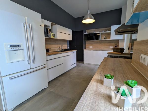 Maison à vendre 8 pièces 193 m² Châteaudun