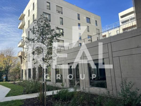 Local commercial de 232 m² à louer à Bordeaux