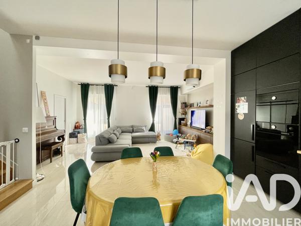 Maison à vendre 5 pièces 97,29 m² Choisy-le-Roi