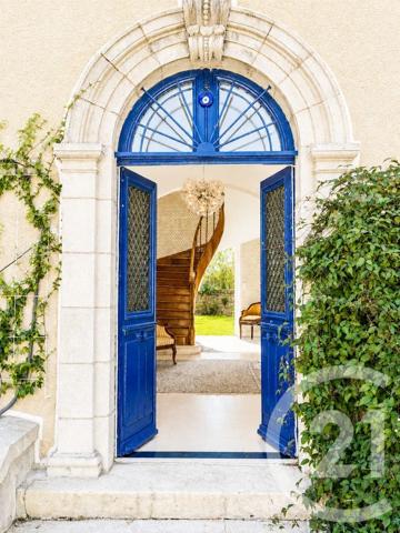 Maison à vendre  12 pièces - 308 m 2   CHARTRES  - 28