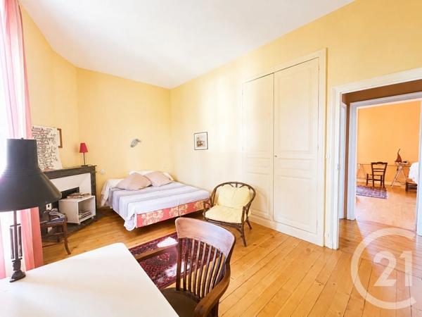 Maison à vendre  12 pièces - 308 m 2   CHARTRES  - 28