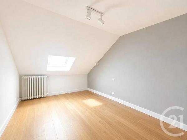 Maison à vendre  12 pièces - 308 m 2   CHARTRES  - 28
