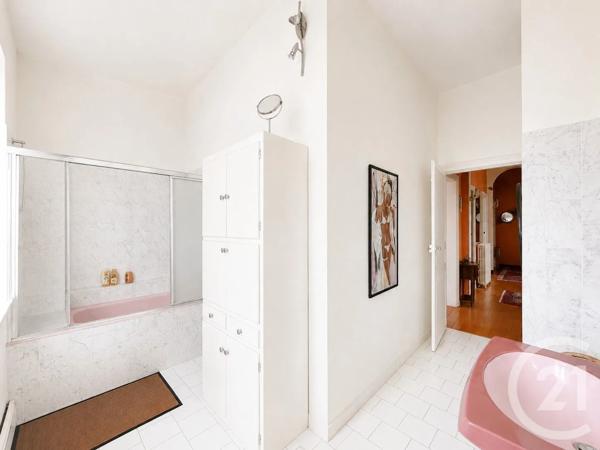 Maison à vendre  12 pièces - 308 m 2   CHARTRES  - 28