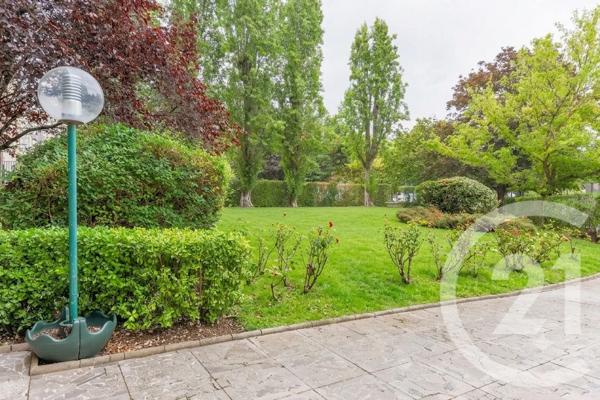 Appartement F2 à vendre  2 pièces - 43,24 m 2   VANVES  - 92