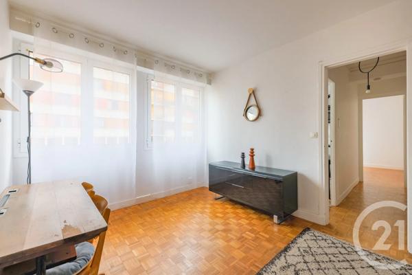 Appartement F2 à vendre  2 pièces - 43,24 m 2   VANVES  - 92
