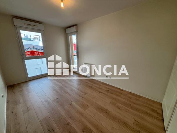 Location Appartement 2 pièces 49.3 m² - 2 RUE DU MAL LECLERC - ENTREE C Luce 28110