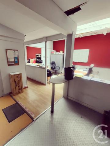à vendre  433,36 m 2   LE KREMLIN BICETRE  - 94
