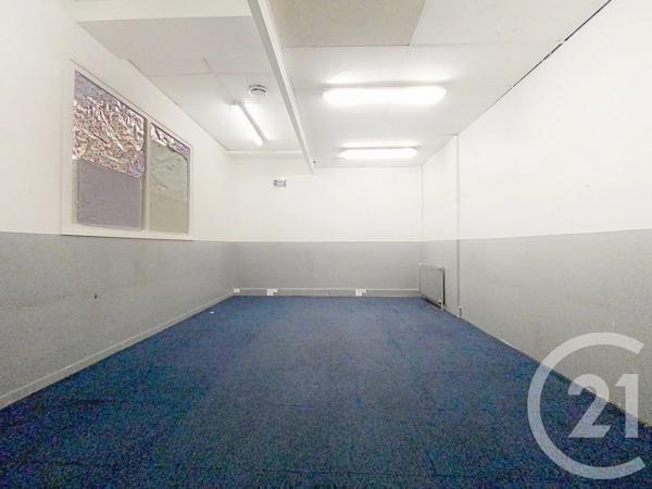 à vendre  433,36 m 2   LE KREMLIN BICETRE  - 94