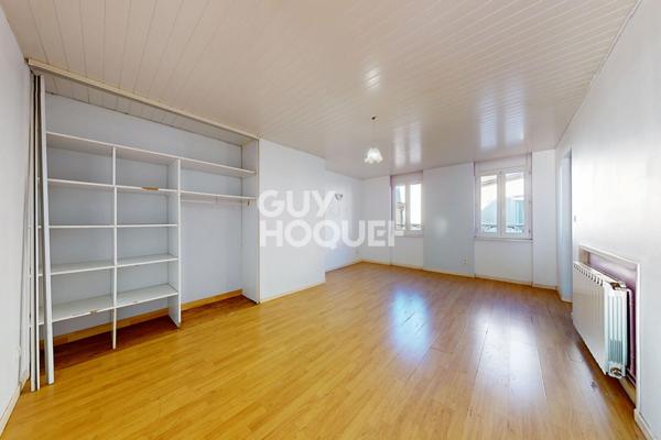 Maison de ville 149 m² au coeur historique d'Hagetmau avec beau potentiel