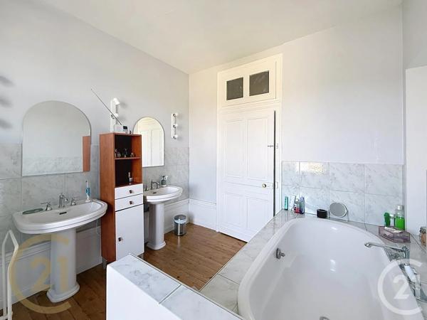Maison à vendre  9 pièces - 265,42 m 2   PORT JEROME SUR SEINE  - 76