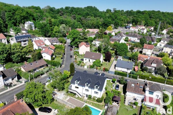 Maison à vendre 9 pièces 330 m² Limours