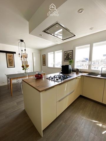 Appartement
                                                                                                                                                                                                                                                                                                                        5 pièce(s)                                                                                                                                                                                                          3 chambre(s)                                                                                                                                                                                                          120  m²