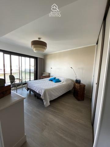 Appartement
                                                                                                                                                                                                                                                                                                                        5 pièce(s)                                                                                                                                                                                                          3 chambre(s)                                                                                                                                                                                                          120  m²
