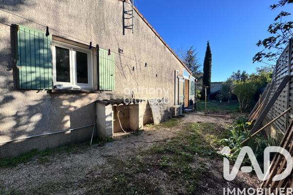 Maison à vendre 4 pièces 95 m² Sérignan-du-Comtat