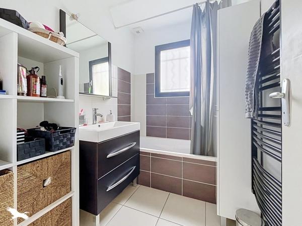 Maison à vendre 451 990 € Saint-Médard-en-Jalles 4 p 92 m² DPE C