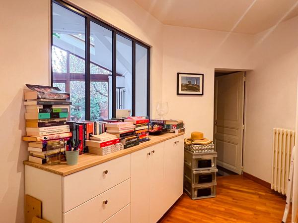 A vendre - Maison angevine de 122 m² avec 4 chambres et 2 bureaux, jardin et cave "Angers Jeanne d'Arc-Maître Ecole"