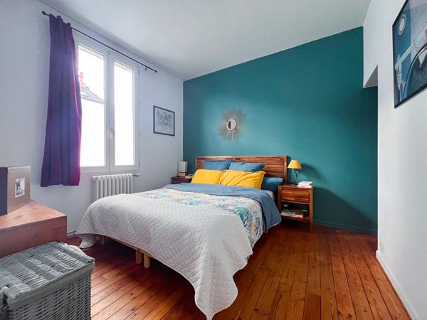 A vendre - Maison angevine de 122 m² avec 4 chambres et 2 bureaux, jardin et cave "Angers Jeanne d'Arc-Maître Ecole"