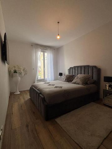 EXCLUSIVITÉ : Maison Rénovée 74 m² à Bezons - JARDIN/TERRASSE 90 M² & CALME ABSOLU