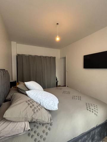 EXCLUSIVITÉ : Maison Rénovée 74 m² à Bezons - JARDIN/TERRASSE 90 M² & CALME ABSOLU