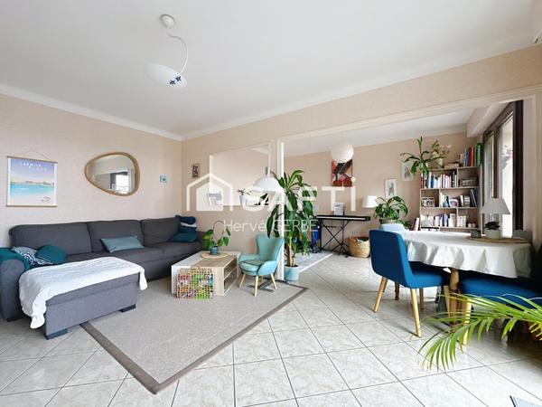 Beau T3/T4 lumineux avec balcon, cave et box fermé