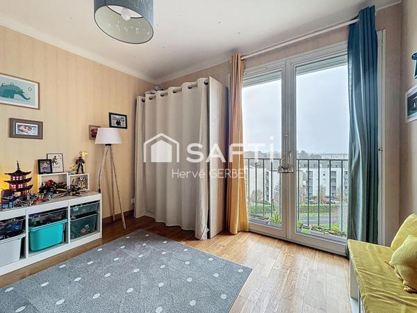 Beau T3/T4 lumineux avec balcon, cave et box fermé