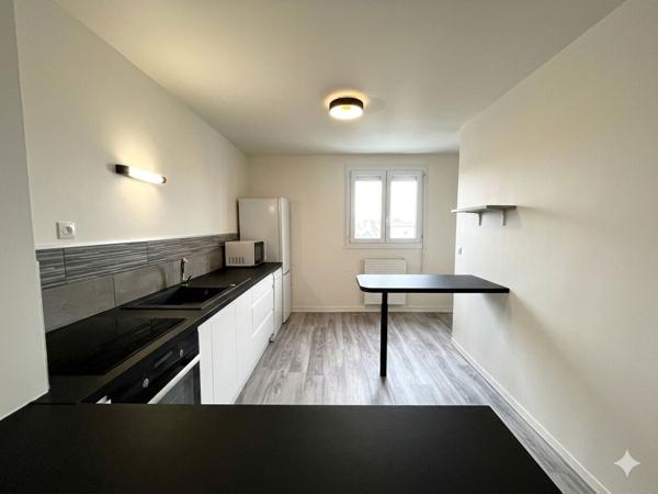 Appartement Joue Les Tours 3 pièces 84 m2